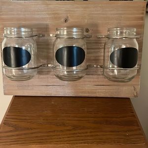 Home accessories for any room that you can use your creativity.